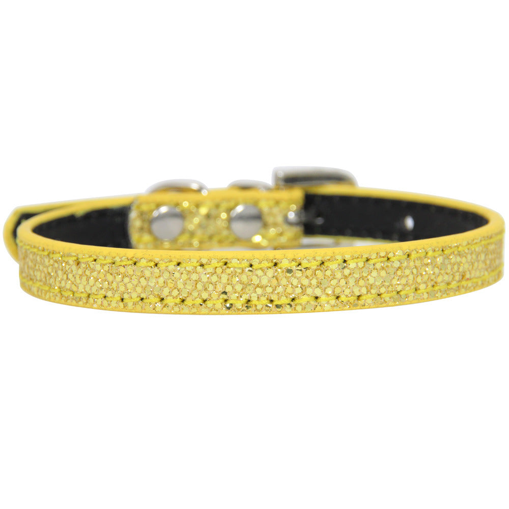 Pet scratching collar